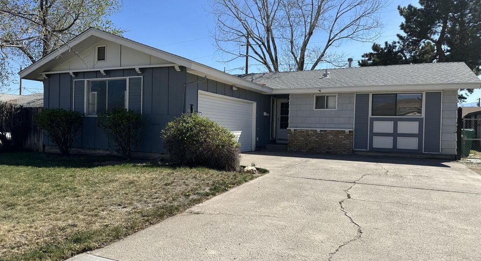 1365 Akard Drive, Reno, NV 89503 Photo