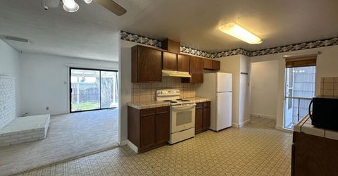 1365 Akard Drive, Reno, NV 89503 Photo