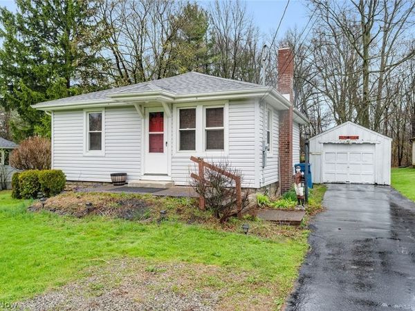 644 Goist Lane , Girard, OH 44420