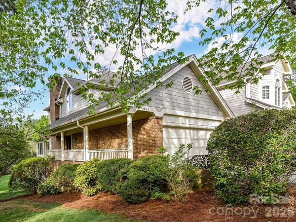 1847 Meadowood Lane , Charlotte, NC 28211