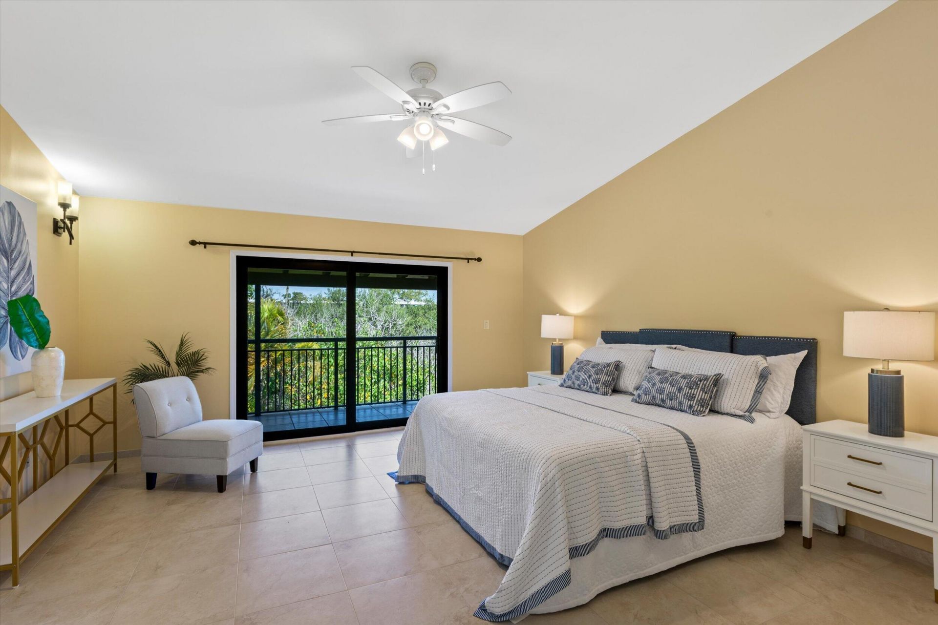 1616 Atlantic Boulevard, Unit APT 13, Key West, FL 33040 Photo