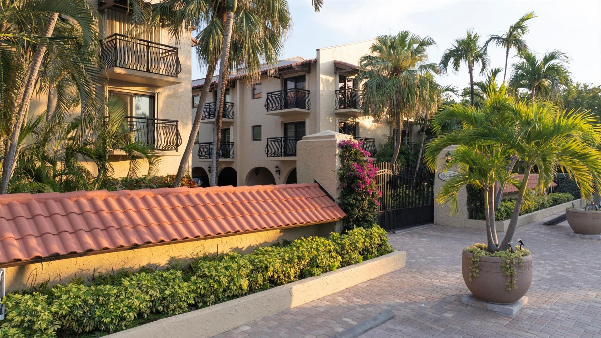 1616 Atlantic Boulevard, Unit APT 13, Key West, FL 33040 Photo