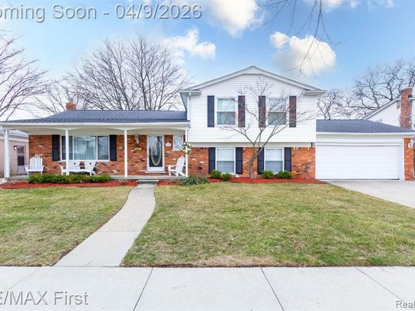 11432 Meadowbrook Drive, Warren, MI 48093