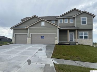 20909 Nebraska Avenue, Elkhorn, NE 68022