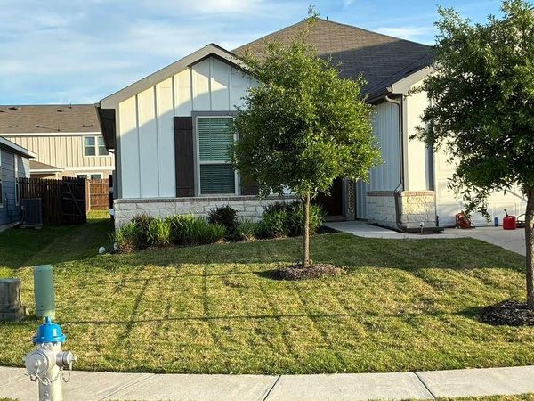 509 Gray Hawk RDG, Leander, TX 78641