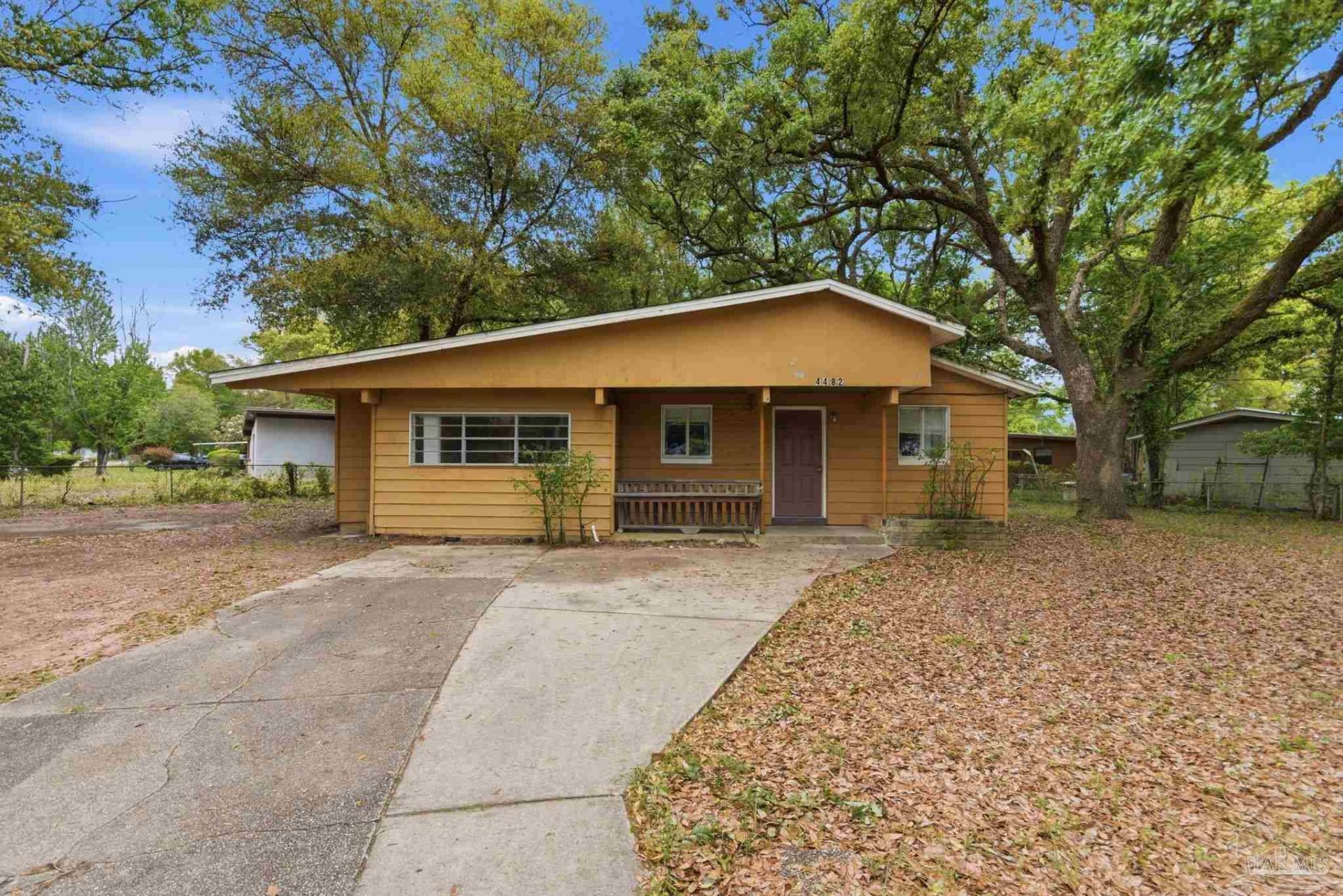 4482 Rochelle Dr, Pensacola, FL 32505 Main Photo