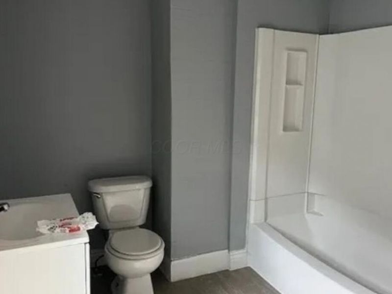 866 Main Street , Unit A, Coshocton, OH 43812 Photo 18