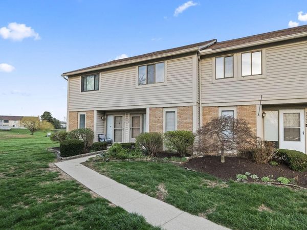 7522 Stone Lake Drive , Dublin, OH 43016