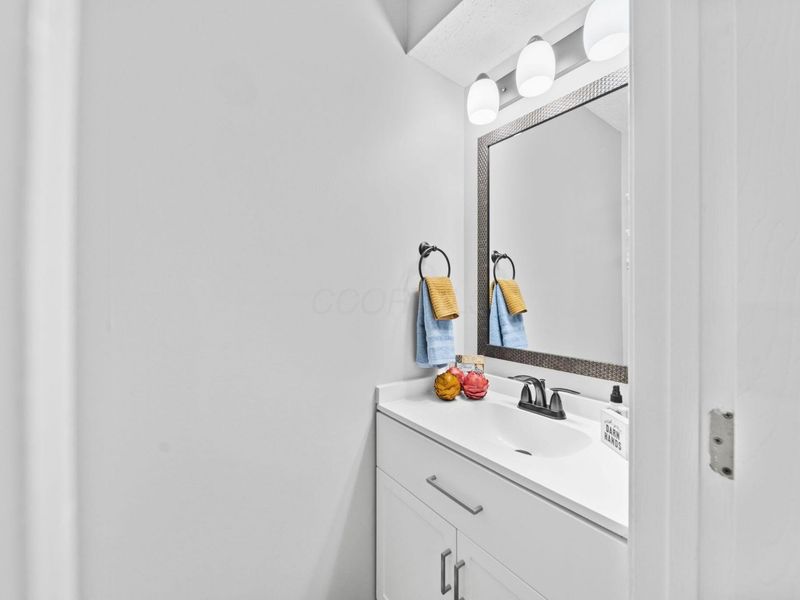 7522 Stone Lake Drive , Dublin, OH 43016 Photo 15