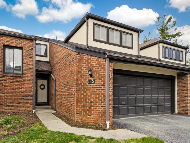 115 Saint Andre Street, Worthington, OH 43085 Photo 2