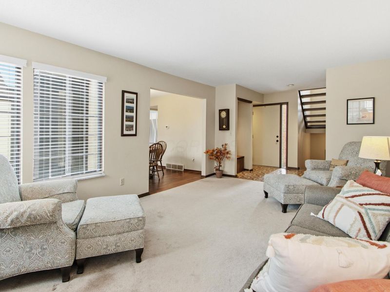 115 Saint Andre Street, Worthington, OH 43085 Photo 8