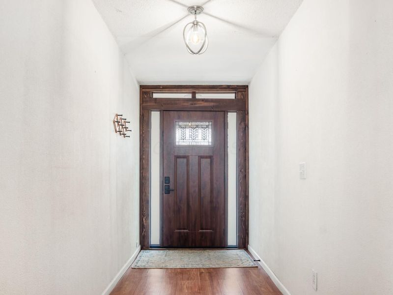 1650 Westbrook Drive, Columbus, OH 43223 Photo 4