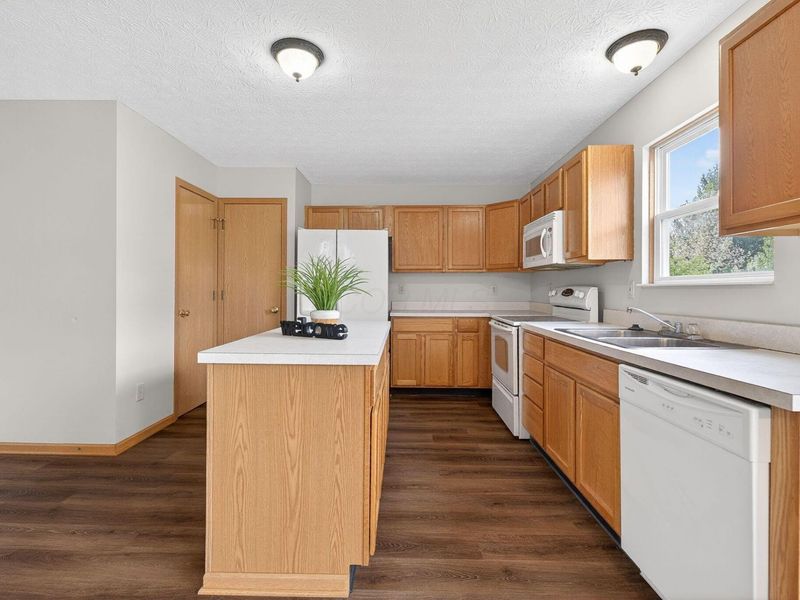 1482 Meadowlark Lane , Marysville, OH 43040 Photo 13