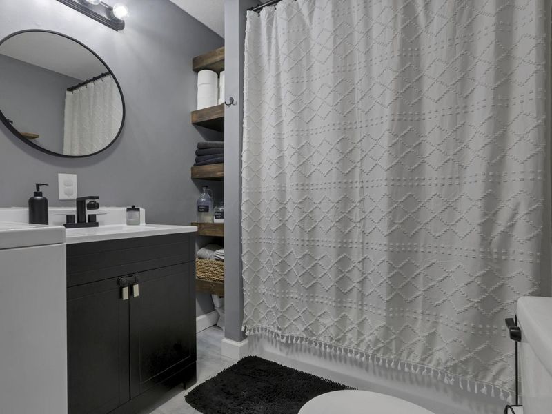 202 N Market Street , Somerset, OH 43783 Photo 27