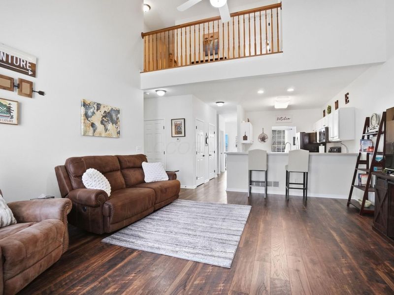 200 Pebble Creek Drive, Pataskala, OH 43062 Photo 10