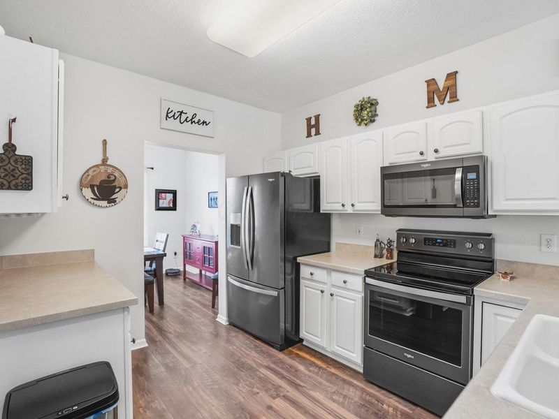 200 Pebble Creek Drive, Pataskala, OH 43062 Photo 14