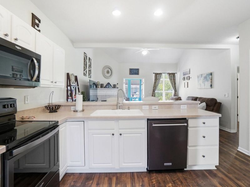 200 Pebble Creek Drive, Pataskala, OH 43062 Photo 17