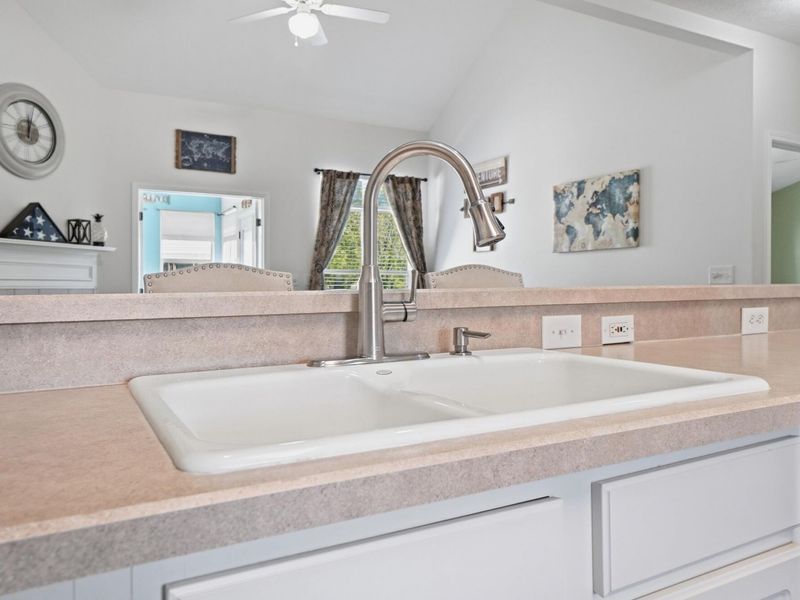 200 Pebble Creek Drive, Pataskala, OH 43062 Photo 18