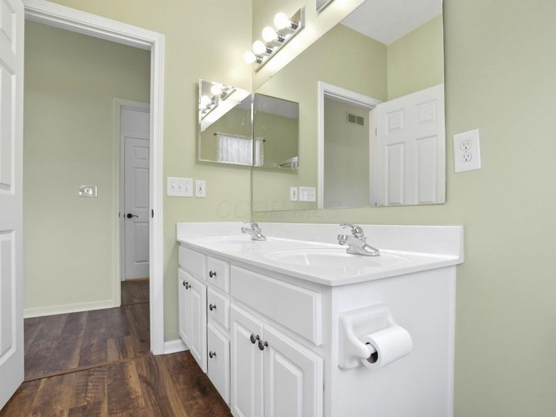 200 Pebble Creek Drive, Pataskala, OH 43062 Photo 23