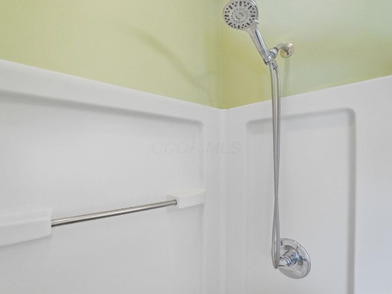 200 Pebble Creek Drive, Pataskala, OH 43062 Photo 24