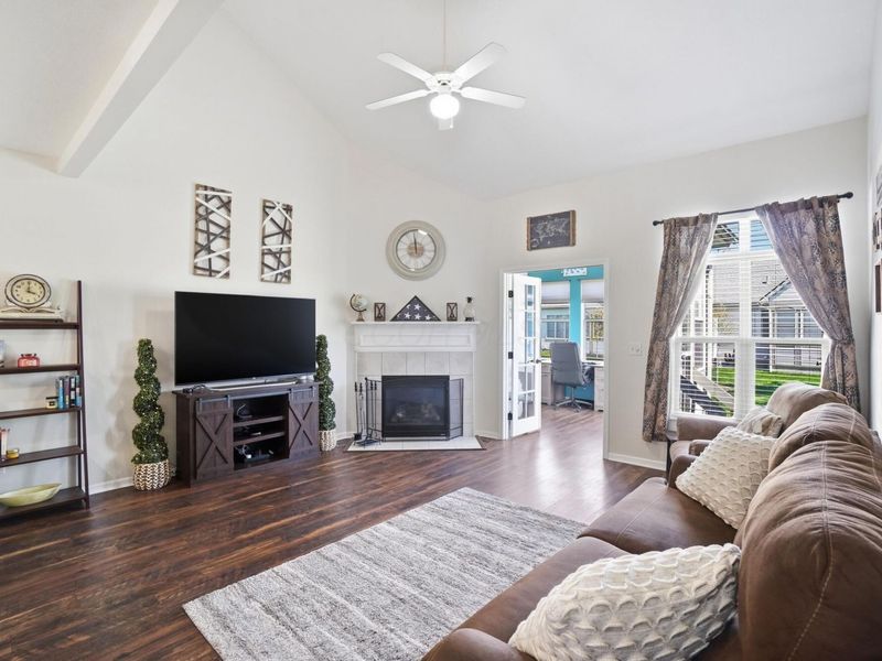 200 Pebble Creek Drive, Pataskala, OH 43062 Photo 8