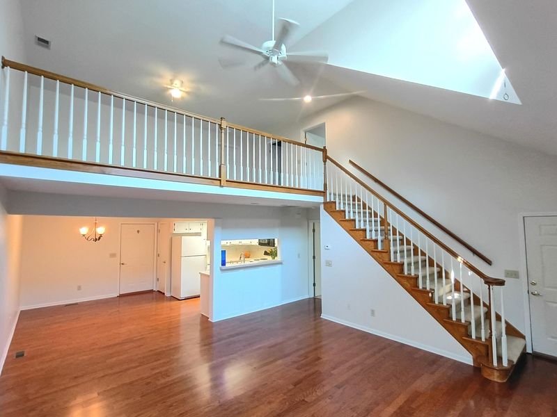 8359 Orchard Knoll Lane, Unit 1-8359, Columbus, OH 43235 Photo 2