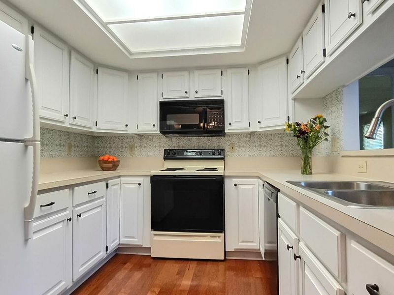 8359 Orchard Knoll Lane, Unit 1-8359, Columbus, OH 43235 Photo 5