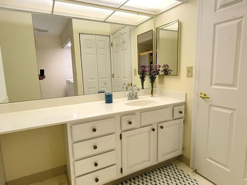 8359 Orchard Knoll Lane, Unit 1-8359, Columbus, OH 43235 Photo 7