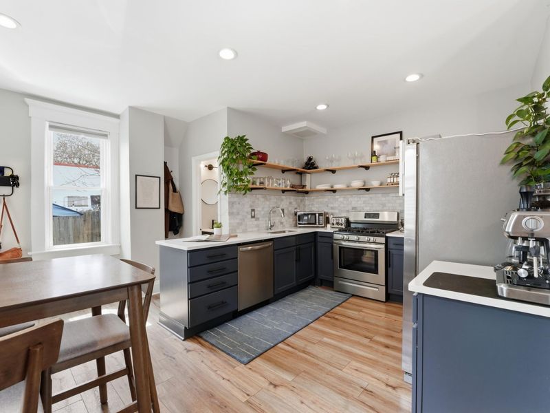 185 Nursery Lane, Columbus, OH 43206 Photo 3