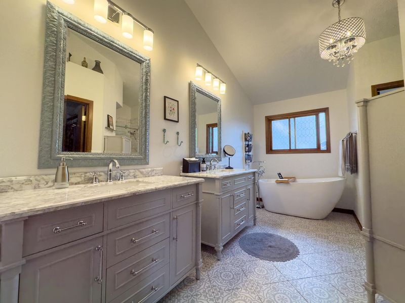 1392 Bingham Mills Drive, New Albany, OH 43054 Photo 12