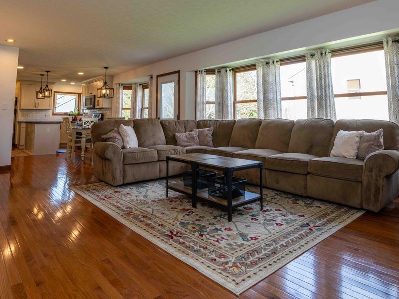 1392 Bingham Mills Drive, New Albany, OH 43054 Photo 7