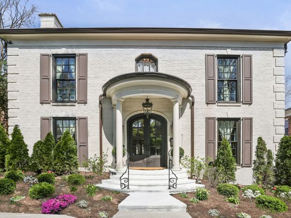 2126 Golf Club Ln, Nashville, TN 37215