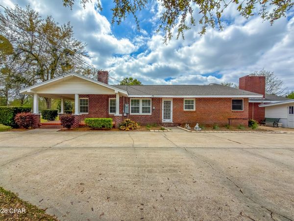 15870 SE Pear Street, Blountstown, FL 32424