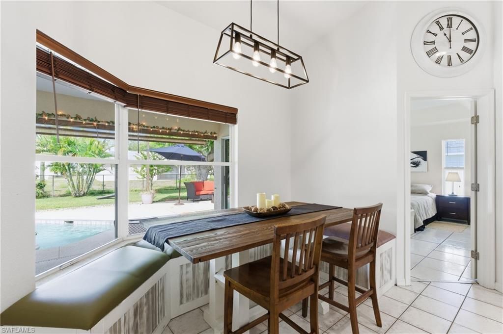 2118 Country Club Blvd, Cape Coral, FL 33990 Photo