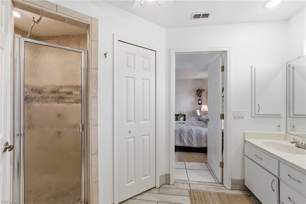 2118 Country Club Blvd, Cape Coral, FL 33990 Photo