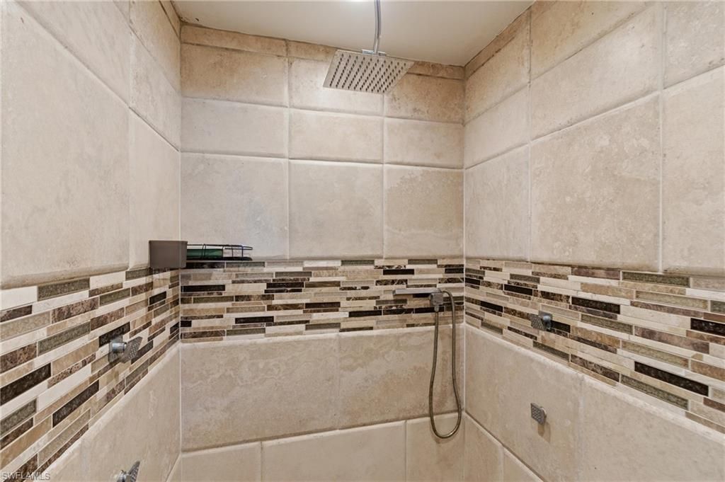 2118 Country Club Blvd, Cape Coral, FL 33990 Photo