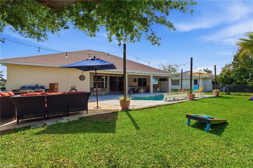 2118 Country Club Blvd, Cape Coral, FL 33990 Photo