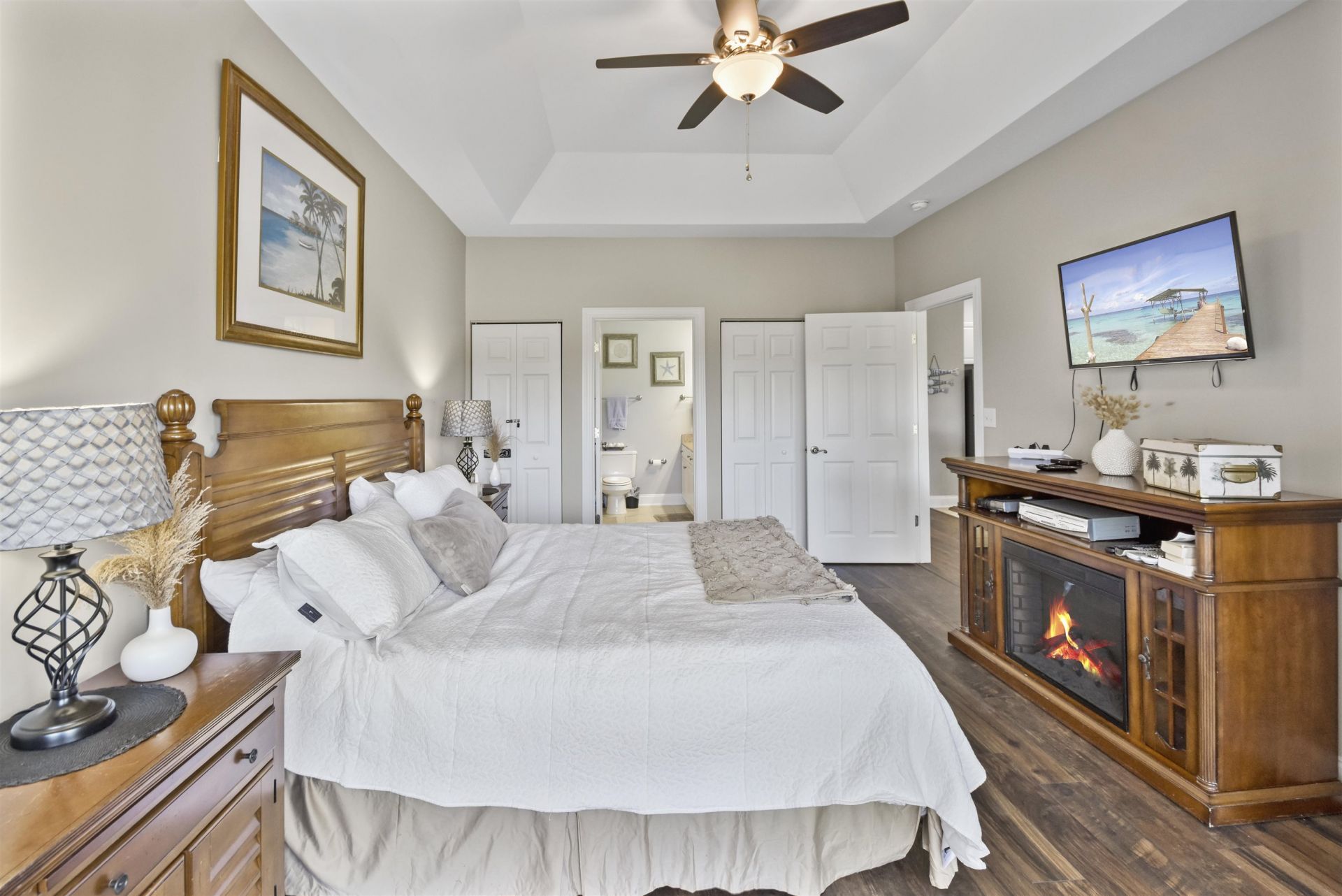 1033 World Tour Blvd.  Photo 10