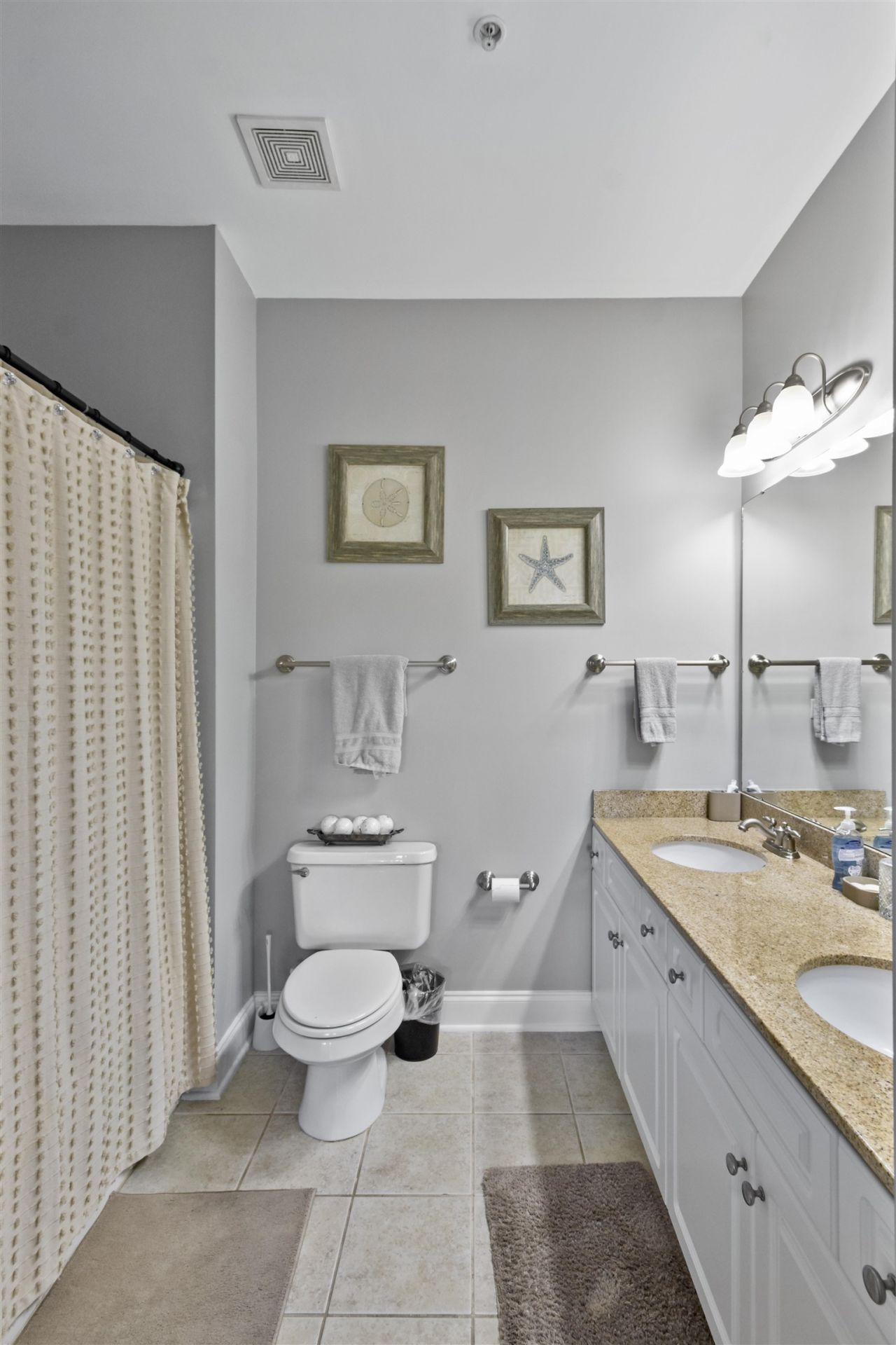 1033 World Tour Blvd.  Photo 14