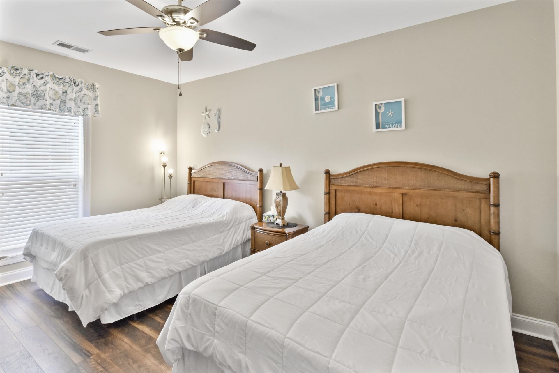 1033 World Tour Blvd.  Photo 15