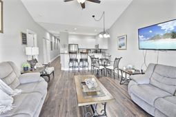 1033 World Tour Blvd.  photo 4