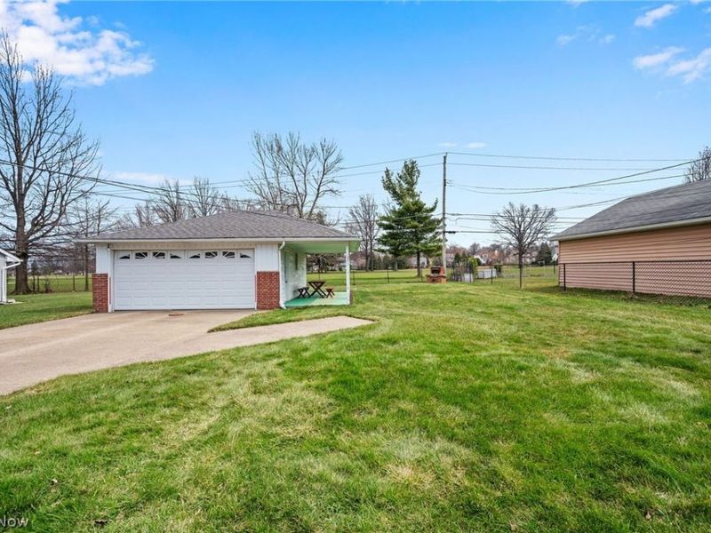 1849 Empire Road , Wickliffe, OH 44092 Photo 2