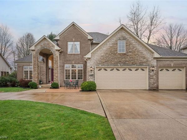 16249 Falmouth Drive , Strongsville, OH 44136