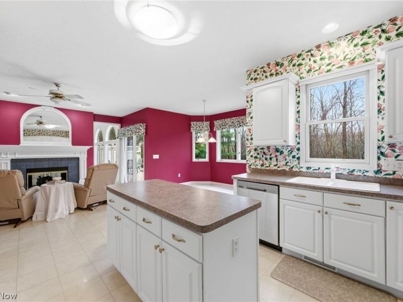 16249 Falmouth Drive, Strongsville, OH 44136 Photo 10