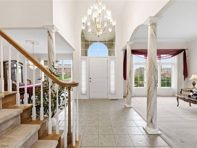 16249 Falmouth Drive, Strongsville, OH 44136 Photo 4