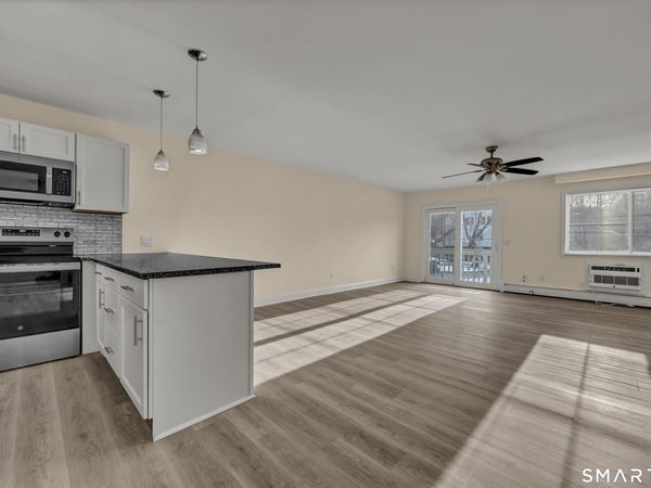 113 Park, Unit 21, Danbury, CT 06810