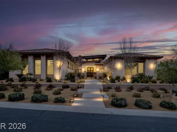 20 Pebble Hills Court, Las Vegas, NV 89141