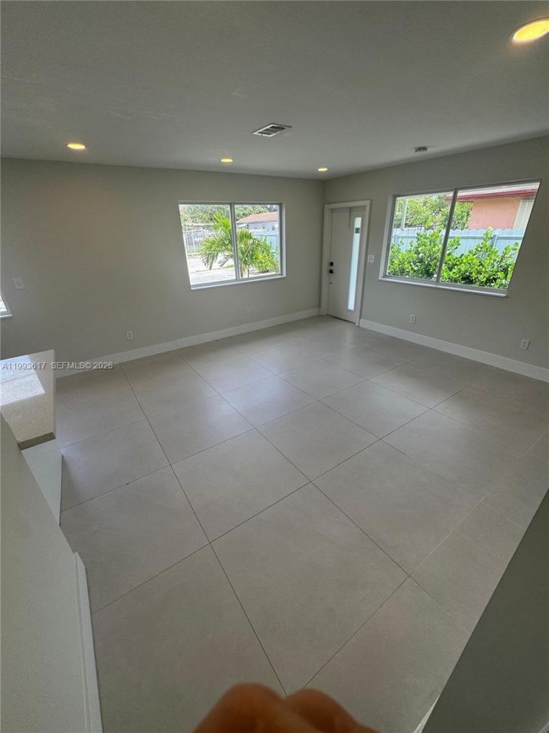 850 NW 109th St, Unit 850, Miami, FL 33168 Photo
