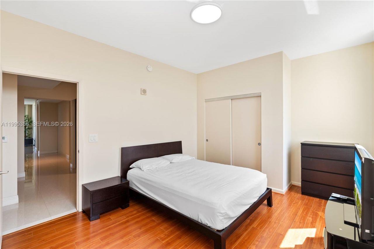 3340 NE 190th St, Unit 1004, Aventura, FL 33180 Photo