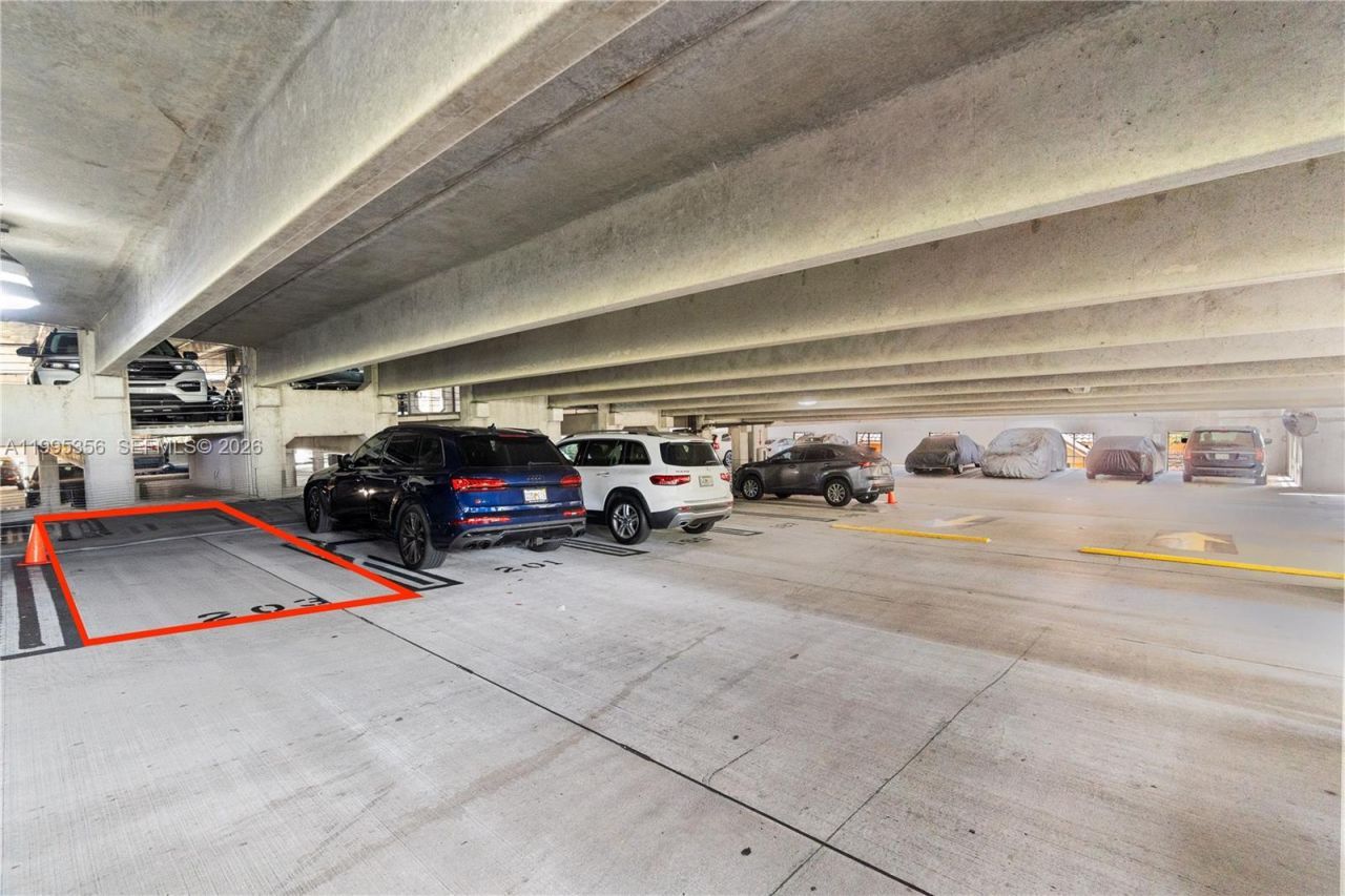 3340 NE 190th St, Unit 1004, Aventura, FL 33180 Photo